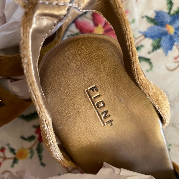 SOLD!! VINTAGE Y2K FIONI COPPER GOLD GEMSTONE VELVET STRAPPY WEDGES - Picture 6 of 7